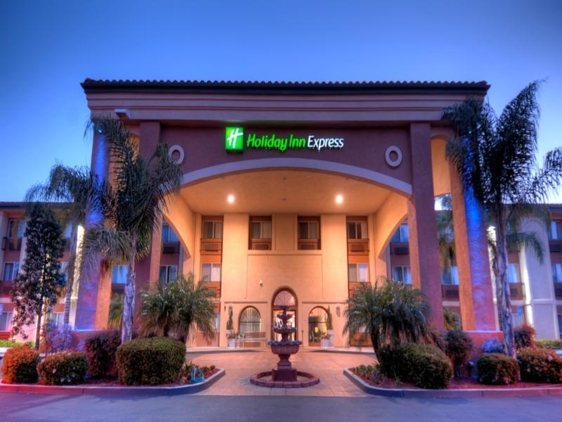 Holiday Inn Express Temecula By Ihg Extérieur photo